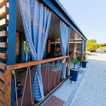 Mobile Home Vilmaris Pakostane Bagian luar foto