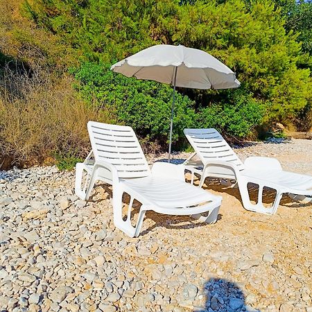 Mobile Home Vilmaris Pakostane Bagian luar foto
