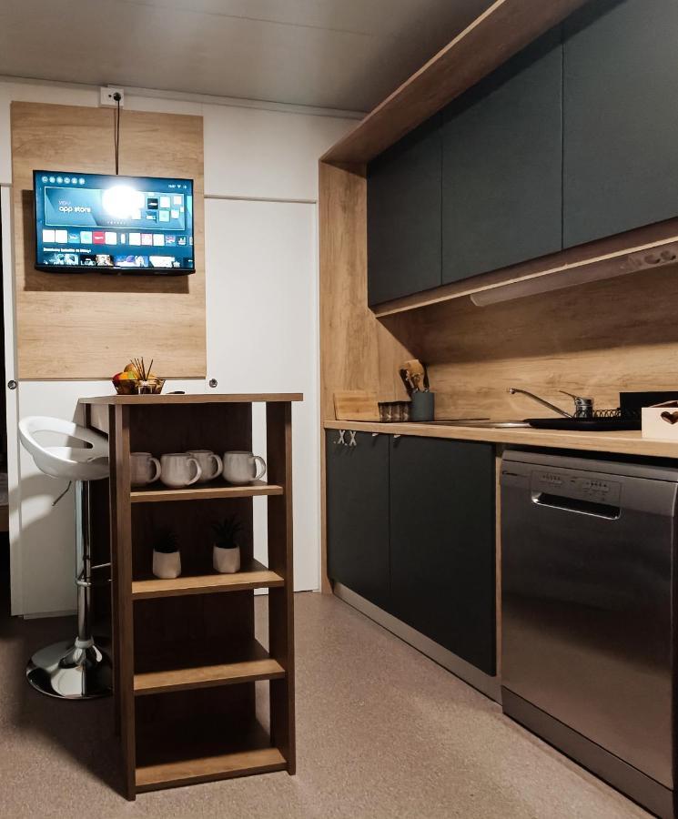Mobile Home Vilmaris Pakostane Bagian luar foto