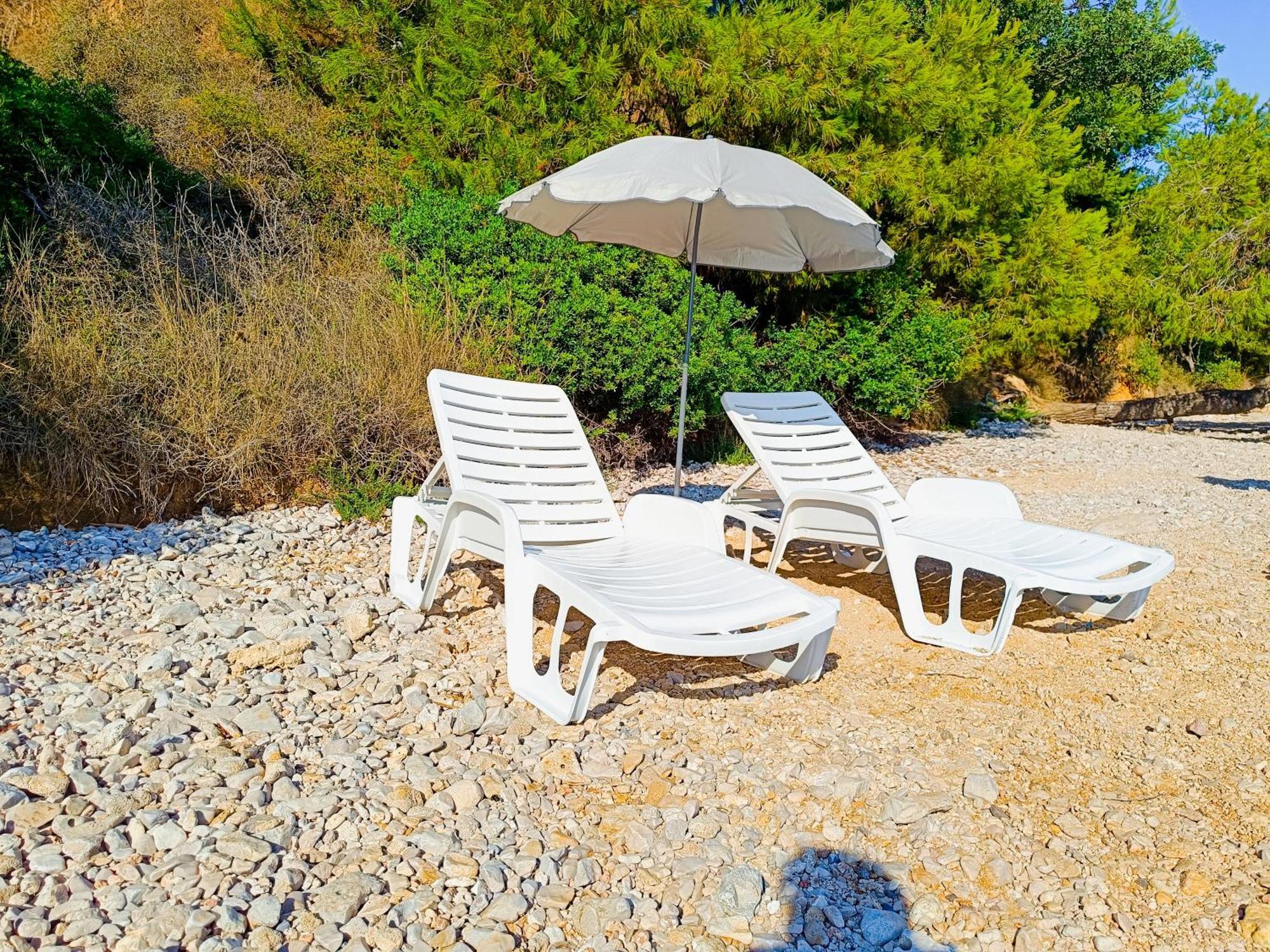 Mobile Home Vilmaris Pakostane Bagian luar foto