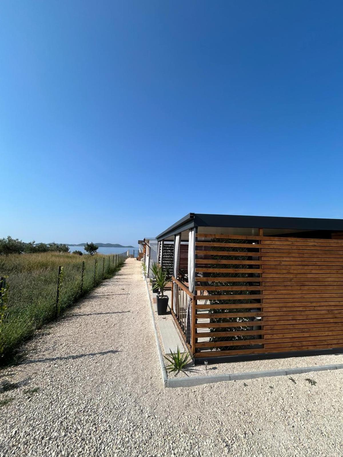 Mobile Home Vilmaris Pakostane Bagian luar foto