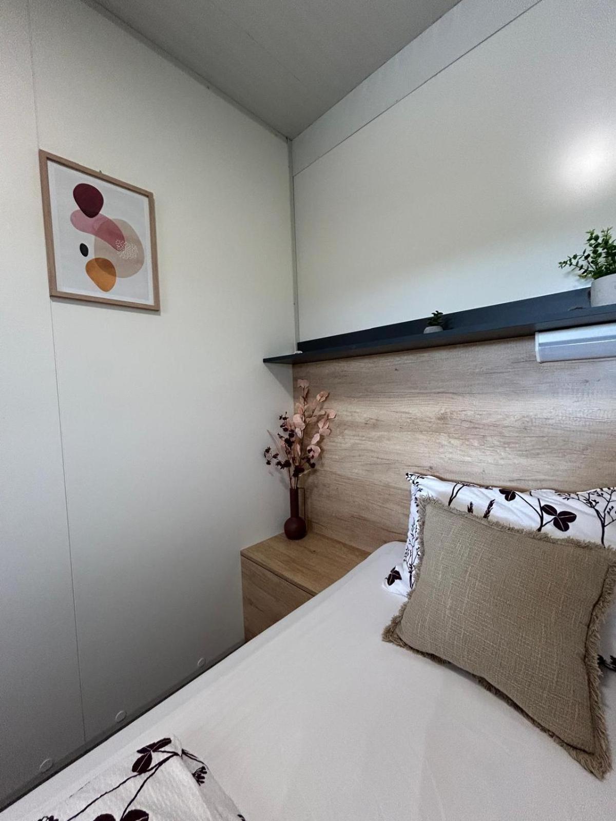 Mobile Home Vilmaris Pakostane Bagian luar foto