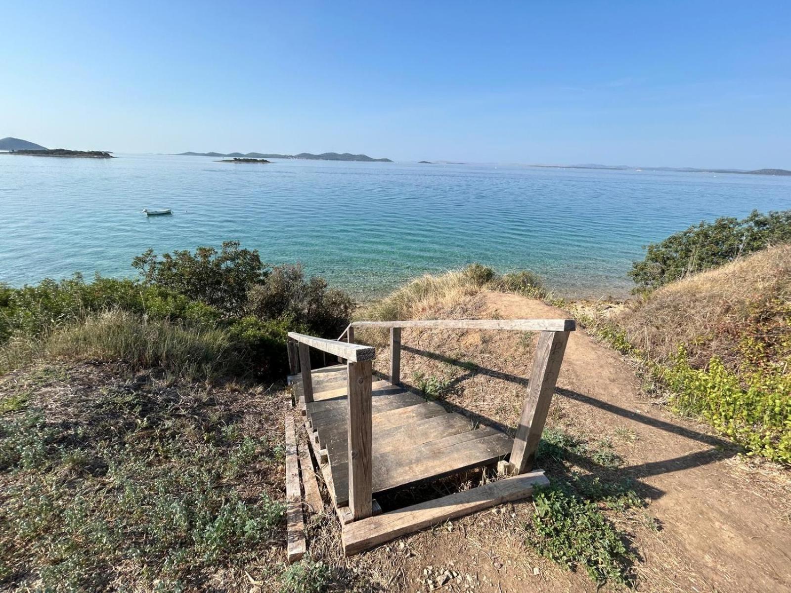 Mobile Home Vilmaris Pakostane Bagian luar foto